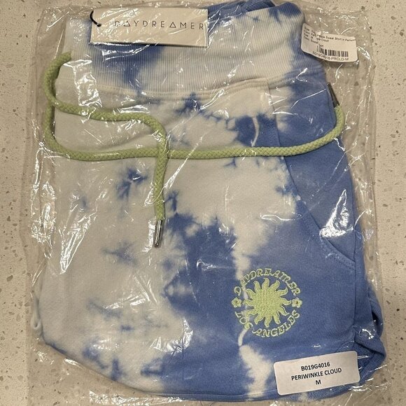NWT DAYDREAMER Sunny People Tie Dye Sweat Shorts in Periwinkle Cloud - M - Picture 3 of 3